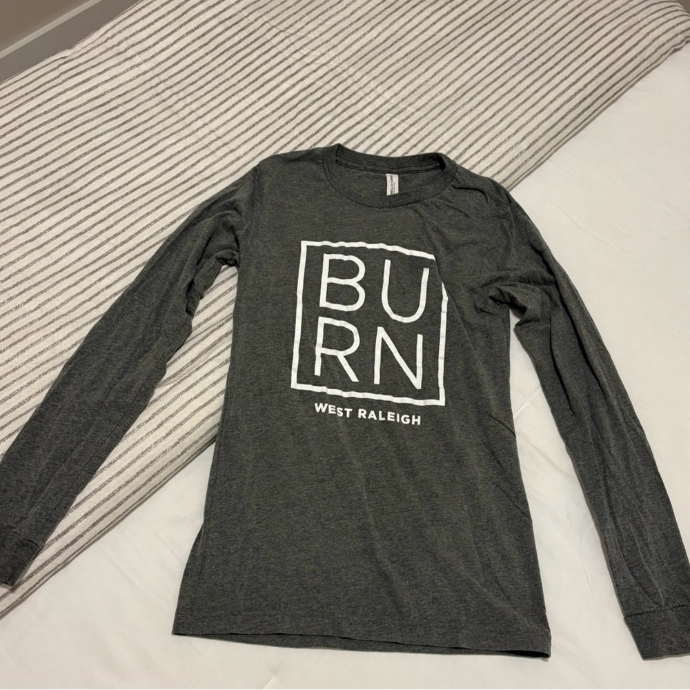 Burn West Raleigh Women's Gray Long Sleeve Tee